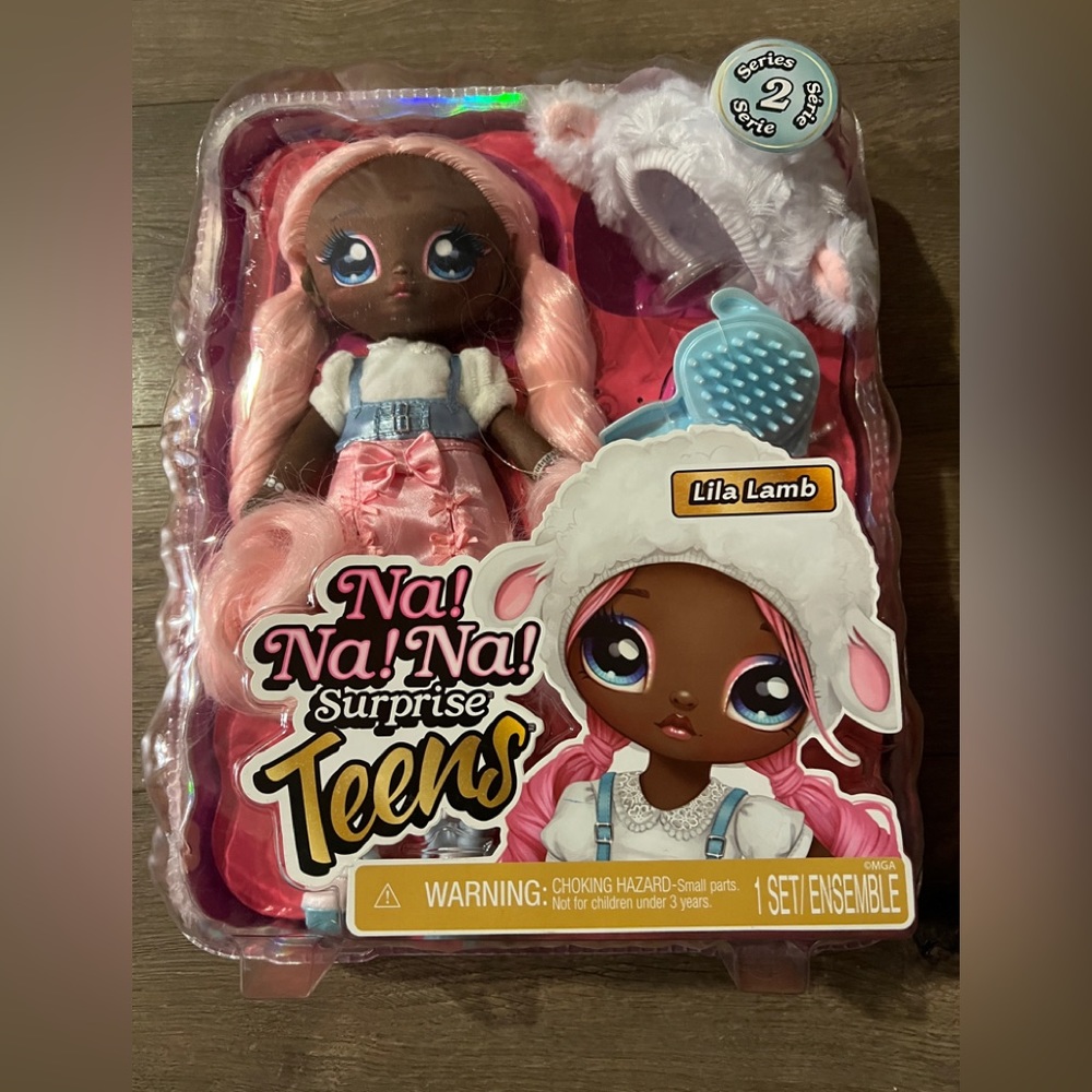 Na Na Na Surprise Teens Lila Lamb Doll Set New